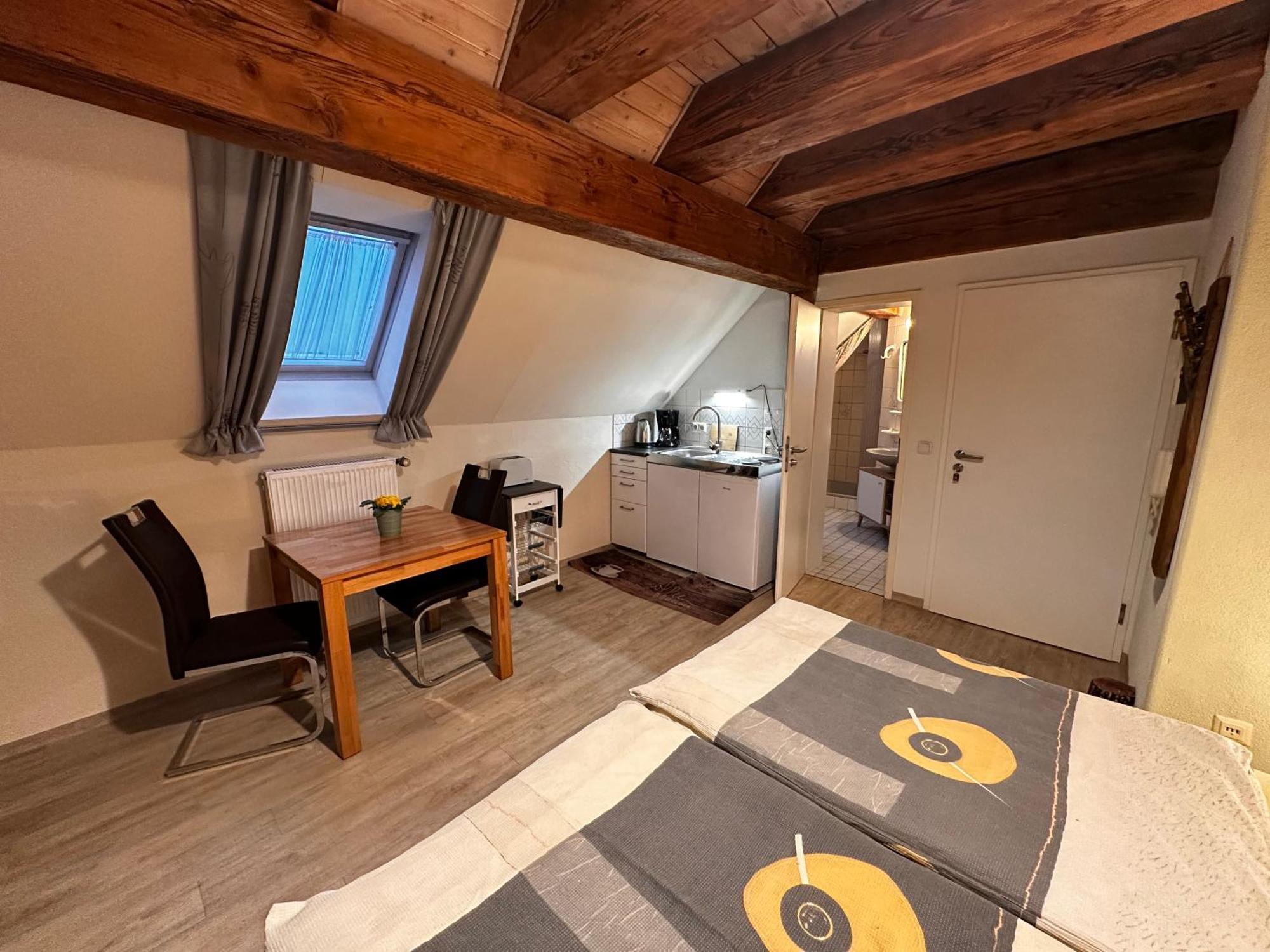 Gaestehaus Roensch Apartment *